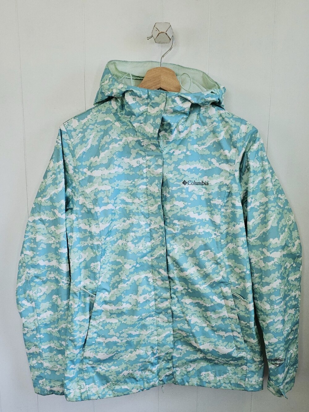 COLUMBIA Light Blue Aqua Camo Shell Jacket